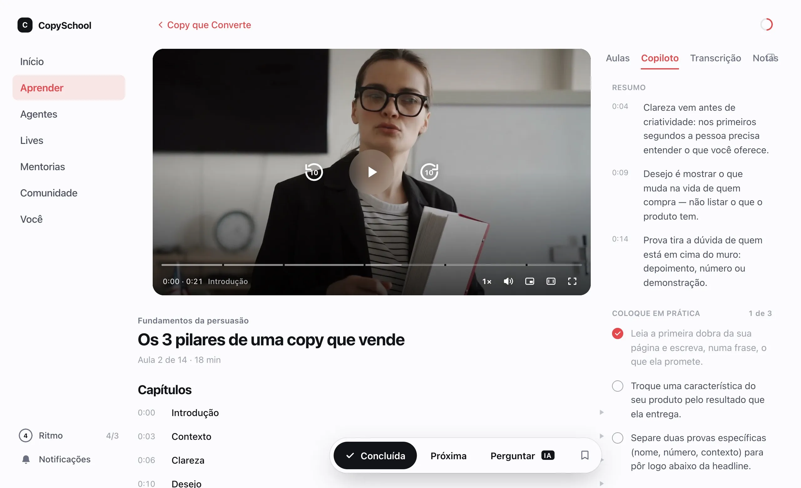 A aba Copiloto da aula: o resumo em três pontos com o tempo do vídeo e três tarefas, uma já marcada