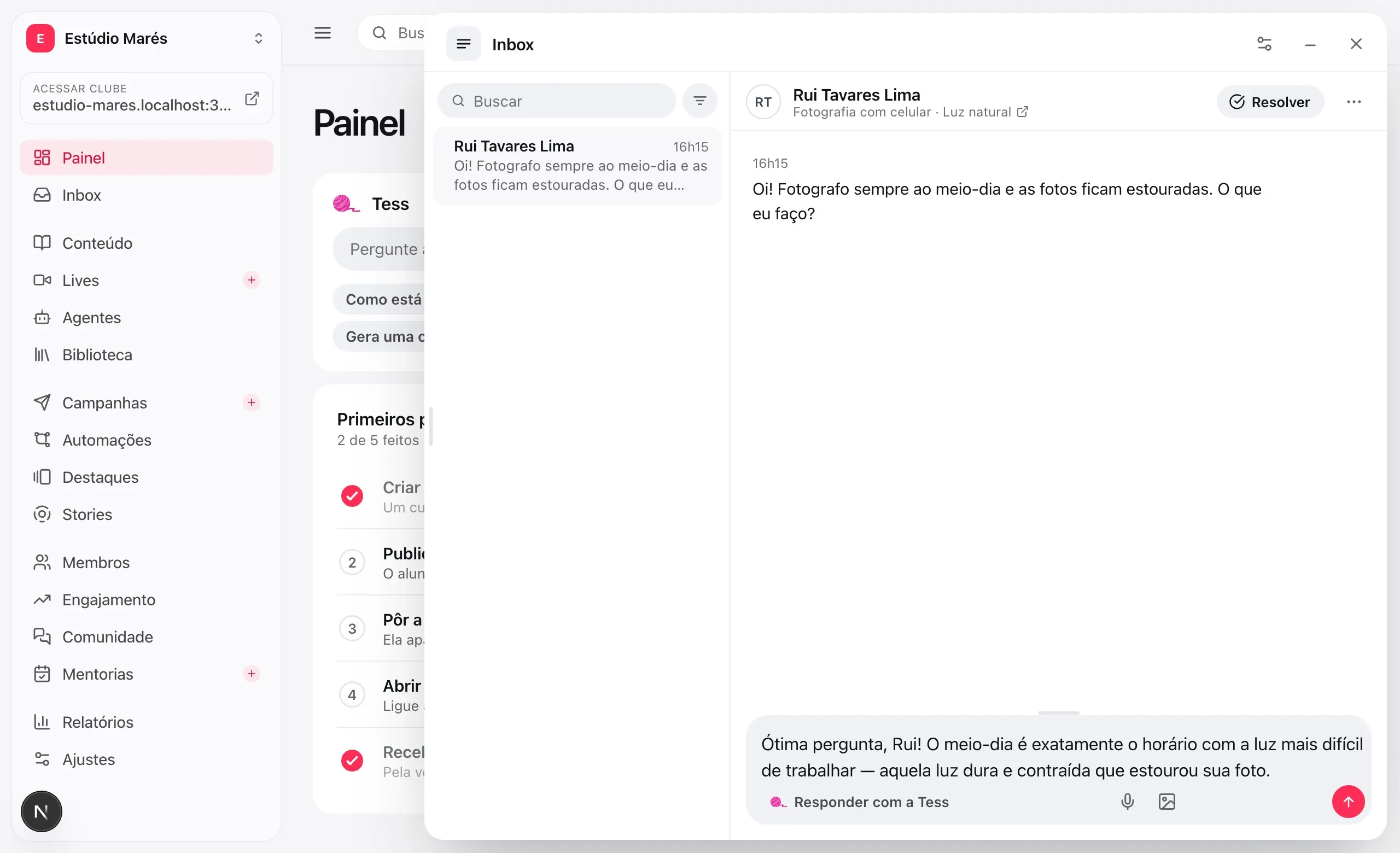 O Inbox com a resposta proposta pela Tess já no campo, pronta para revisar e enviar ao aluno