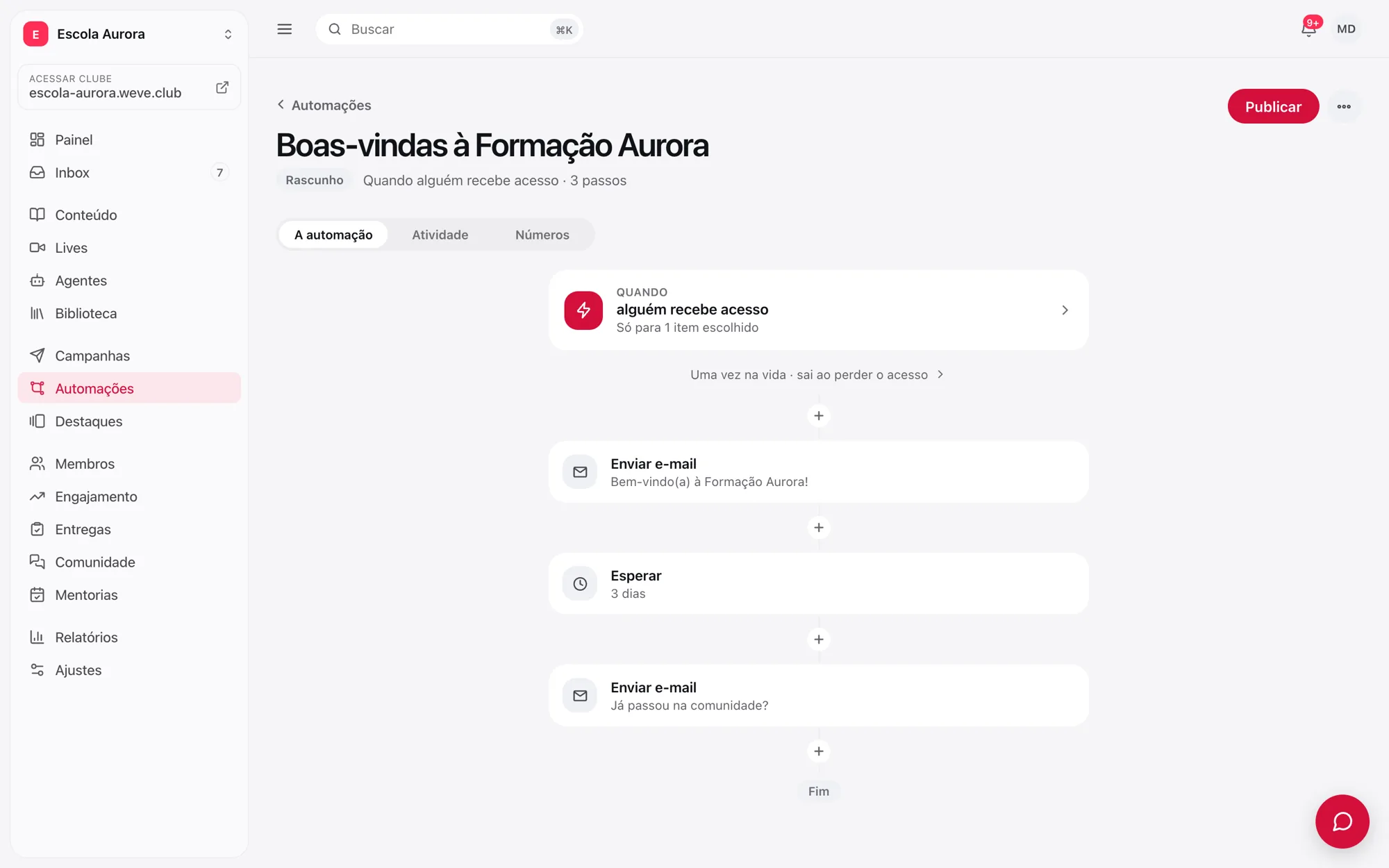 Automação Boas-vindas à Formação Aurora, com o gatilho, um e-mail, uma espera de 3 dias e outro e-mail