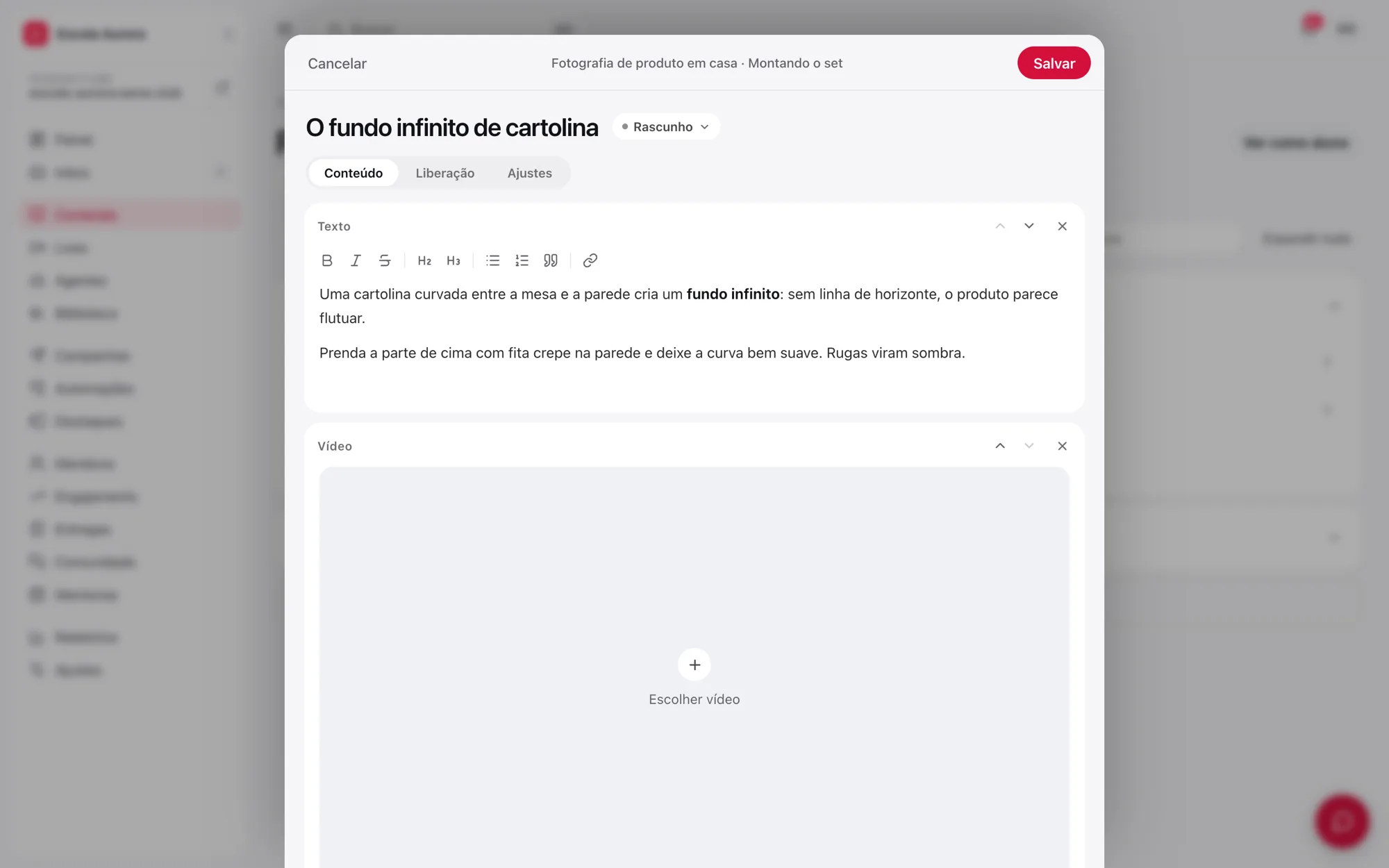Bloco Vídeo vazio com o botão Escolher vídeo