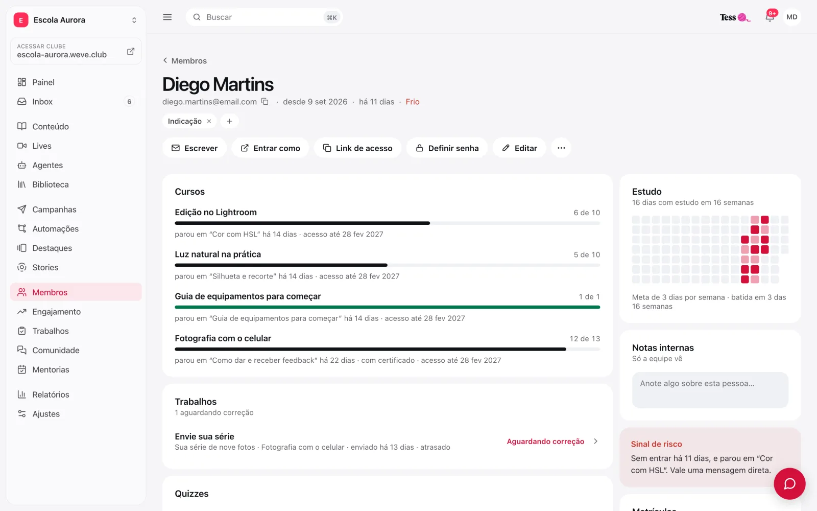 Página do aluno Diego Martins com a tag Indicação, a barra de ações e o quadro Cursos com o progresso de cada curso