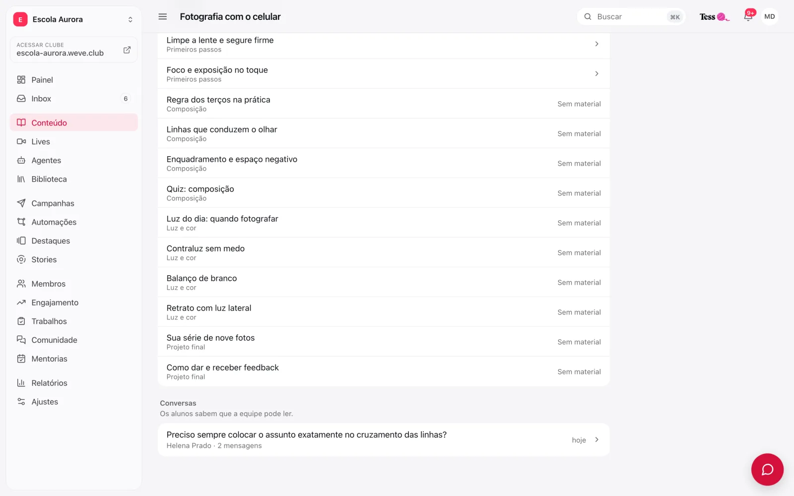 Seção Conversas da aba Assistente com a pergunta de uma aluna, o nome dela e o número de mensagens