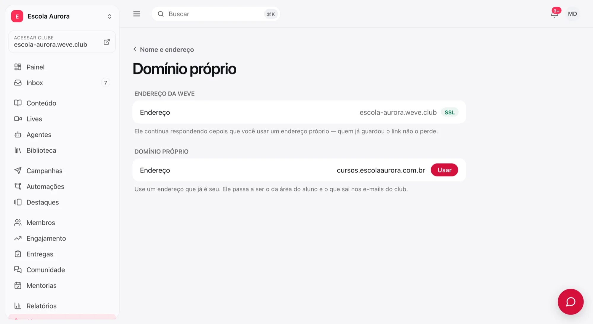 Tela Domínio próprio com o endereço cursos.escolaaurora.com.br digitado e o botão Usar